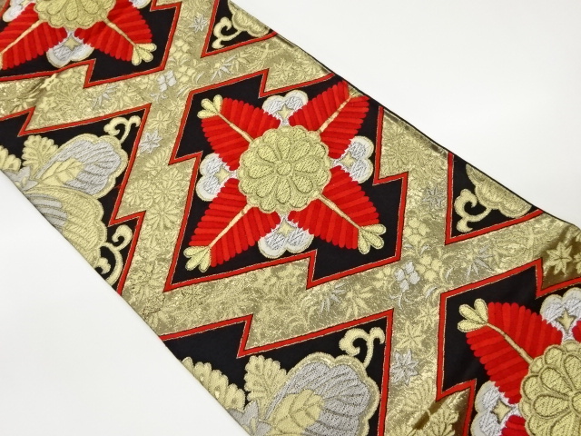 松皮菱に華紋模様織出し袋帯